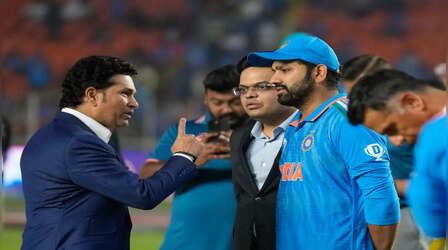 'मैं आपके दुख की कल्पना कर सकता हूं' World Cup Final में हार के बाद सचिन ने बढ़ाया टीम इंडिया का हौसला