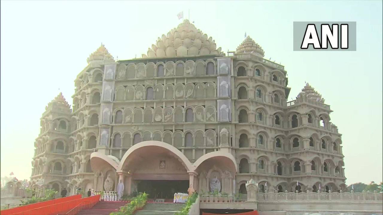 Swarved mahamandir dham, swarved mahamandir umraha, swarved mahamandir dham varanasi, swarved mahamandir varanasi, swarved mahamandir, varanasi news today, varanasi news, taraya station, Varanasi News in Hindi, Latest Varanasi News in Hindi, Varanasi Hindi Samachar
