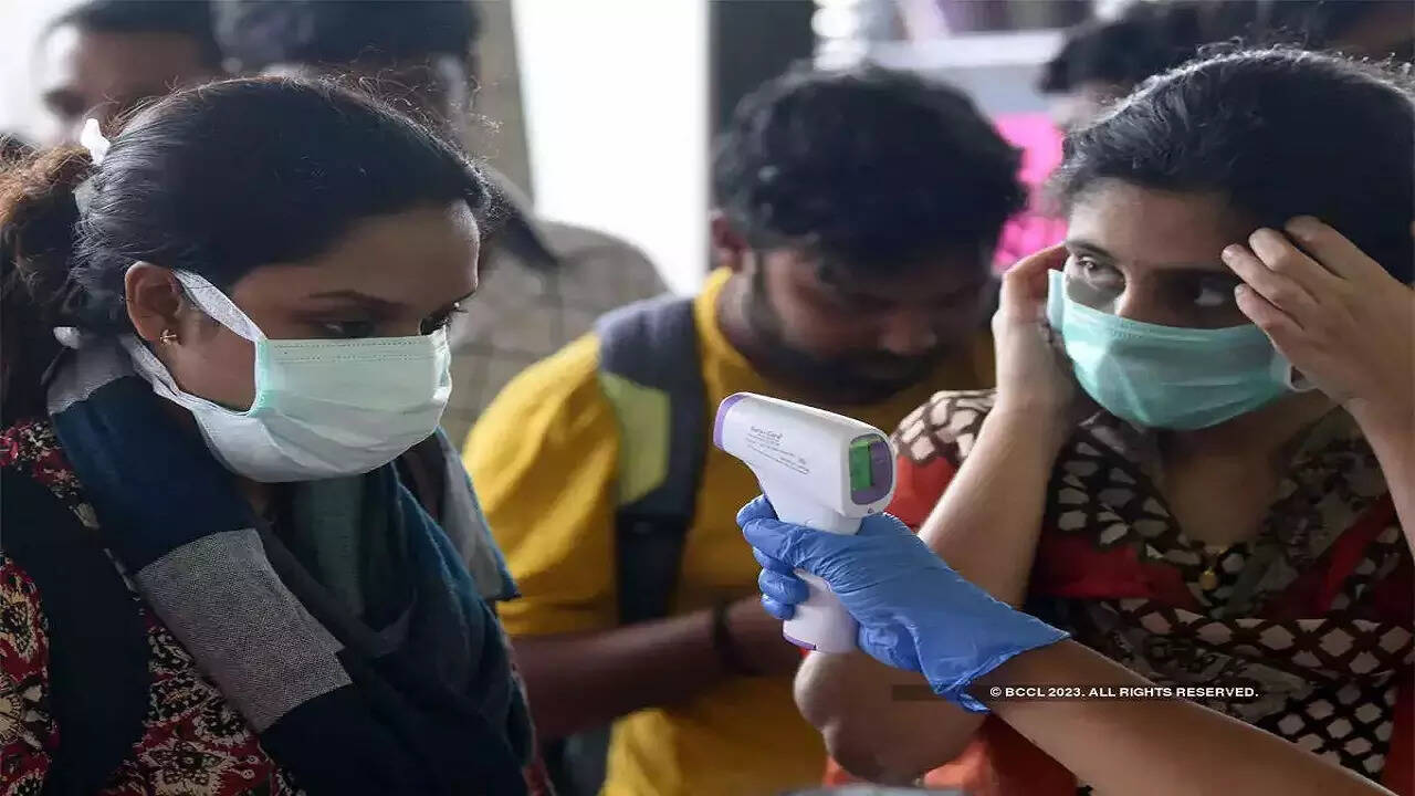 covid uttar pradesh news, covid noida, covid noida news, covid new variant, what is the new variant of covid, covid 19 cases in noida, covid 19 jn.1 variant, covid 19,covid 19 new variant, covid tips