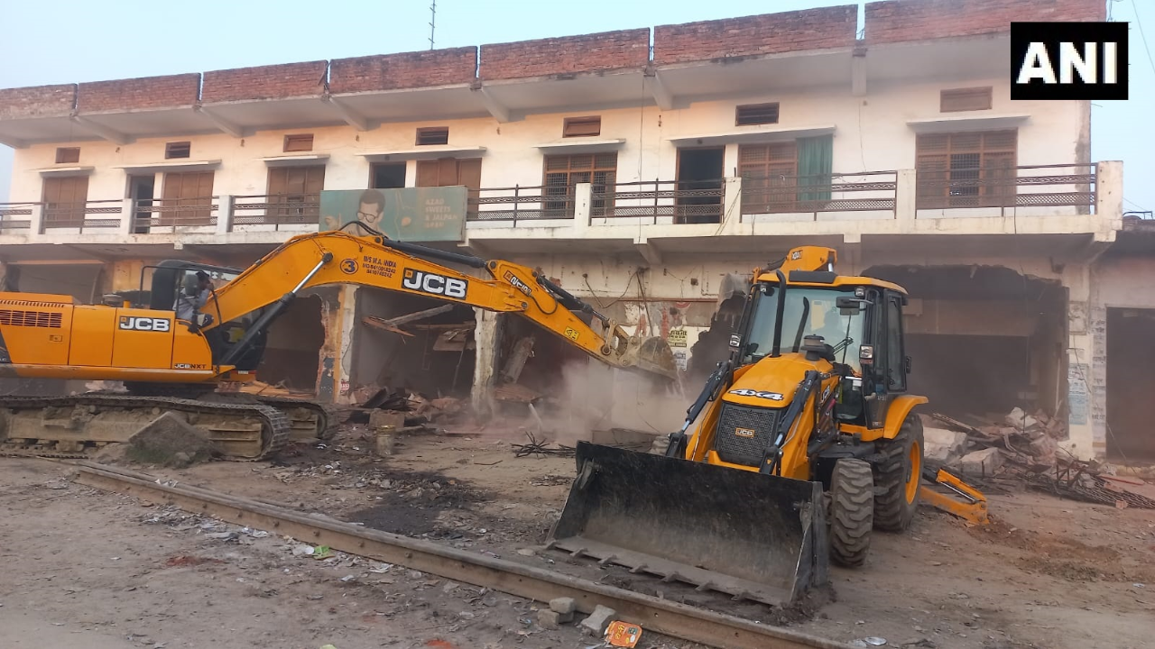 Bulldozer Action in UP, Kannauj House Demolition, Kannauj News, Kannauj Latest News, Kannnauj Hindi News, Kannauj News Today