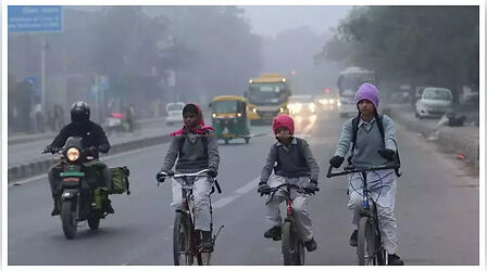 Delhi Winter Vacation:दिल्ली के स्कूलों में 10 जनवरी तक 'शीतकालीन अवकाश' बढ़ाने का आदेश वापस, आज होगा फैसला