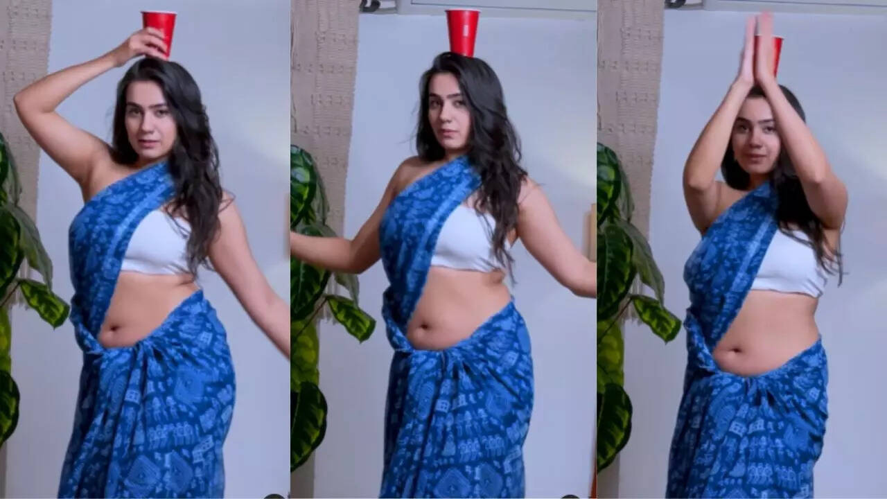 Desi Bhabhi Belly Dance Video