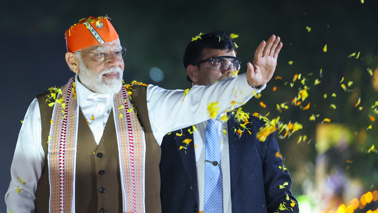 PM Modi Road Show in Kerala