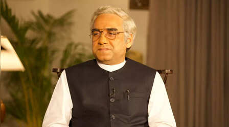 Main Atal Hoon Twitter Review: पंकज त्रिपाठी ने शानदार एक्टिंग से लूट ली महफिल, अटल बिहारी बाजपेयी की कहानी देख दर्शकों की आंखें हुईं नम