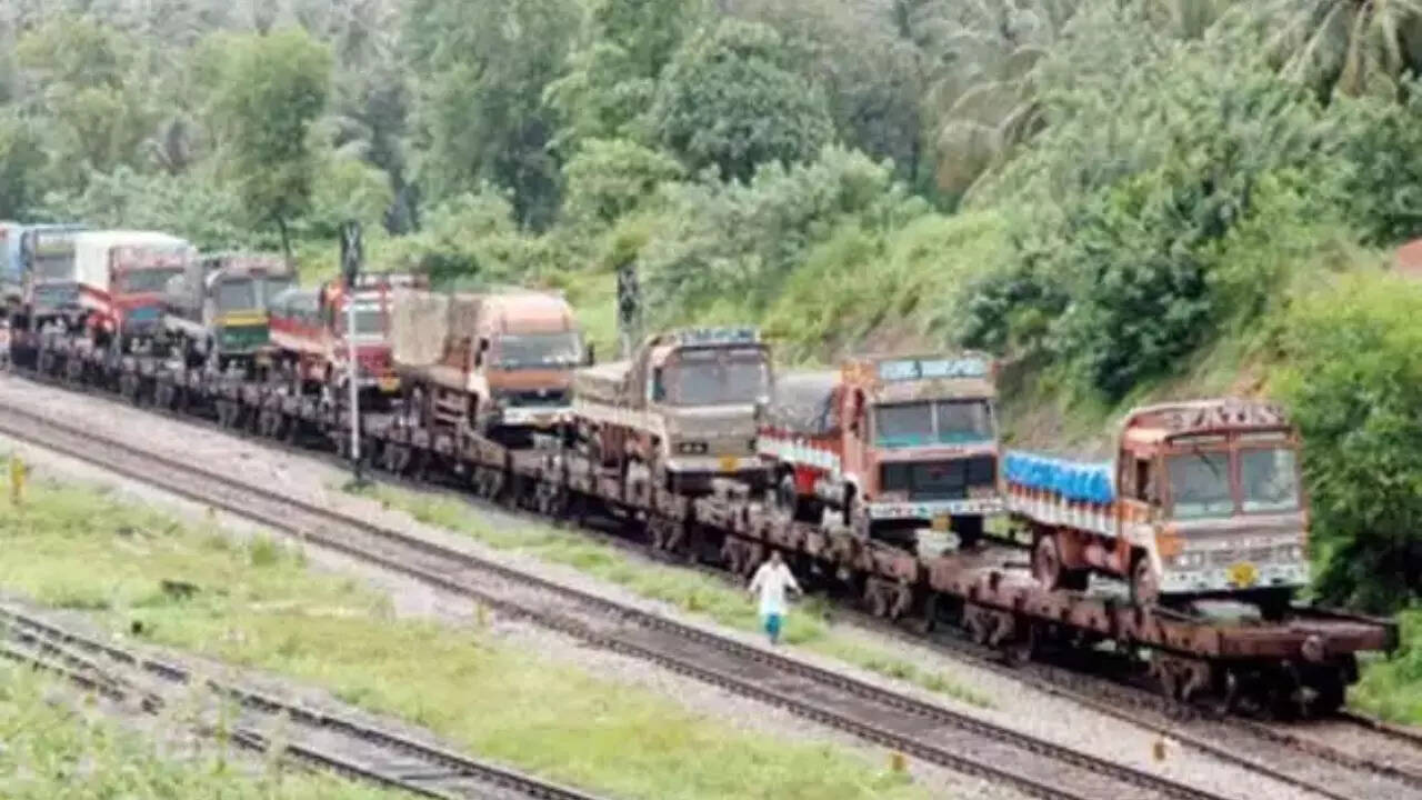 Truck on Train Service