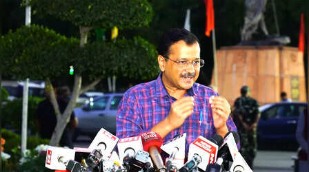 Delhi Politics: केजरीवाल का दावा, उन्हें BJP में शामिल होने के लिए मजबूर किया जा रहा है, कह दी ये बड़ी बात