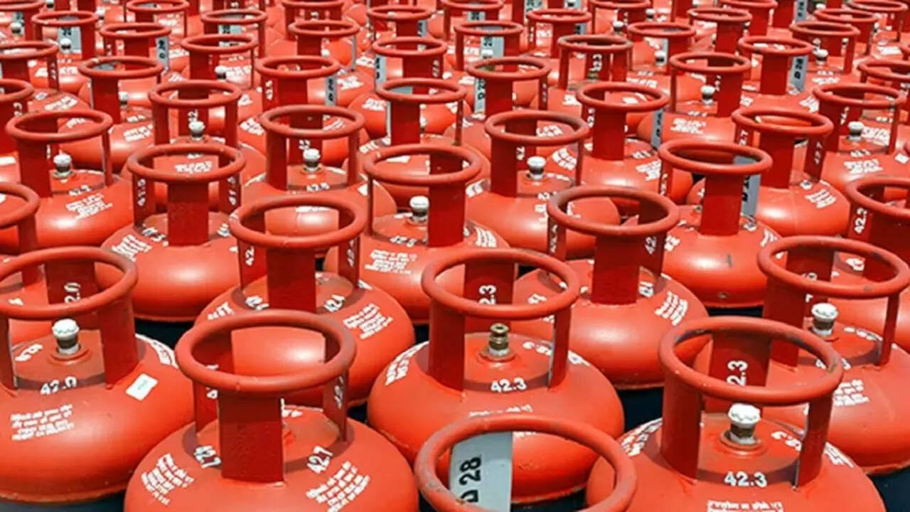 LPG cylinder: LPG सिलेंडर की नहीं होगी छेड़छाड़, क्यूआर कोड से मिलेंगे ग्राहकों को ये फायदे