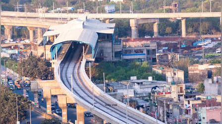 Noida Metro News: यात्रियों के लिए बड़ी खबर, 30 मिनट नहीं अब इतने समय के लिए मान्य होगी ट्रेन टिकट; घर बैठे हो सकती है बुकिंग