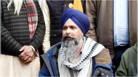 Kisan Andolan 2024: कब तक जारी रहेगा किसान आंदोलन? केंद्र सरकार के साथ बातचीत से एक दिन पहले किसान नेता पंढ़ेर ने किया बड़ा ऐलान