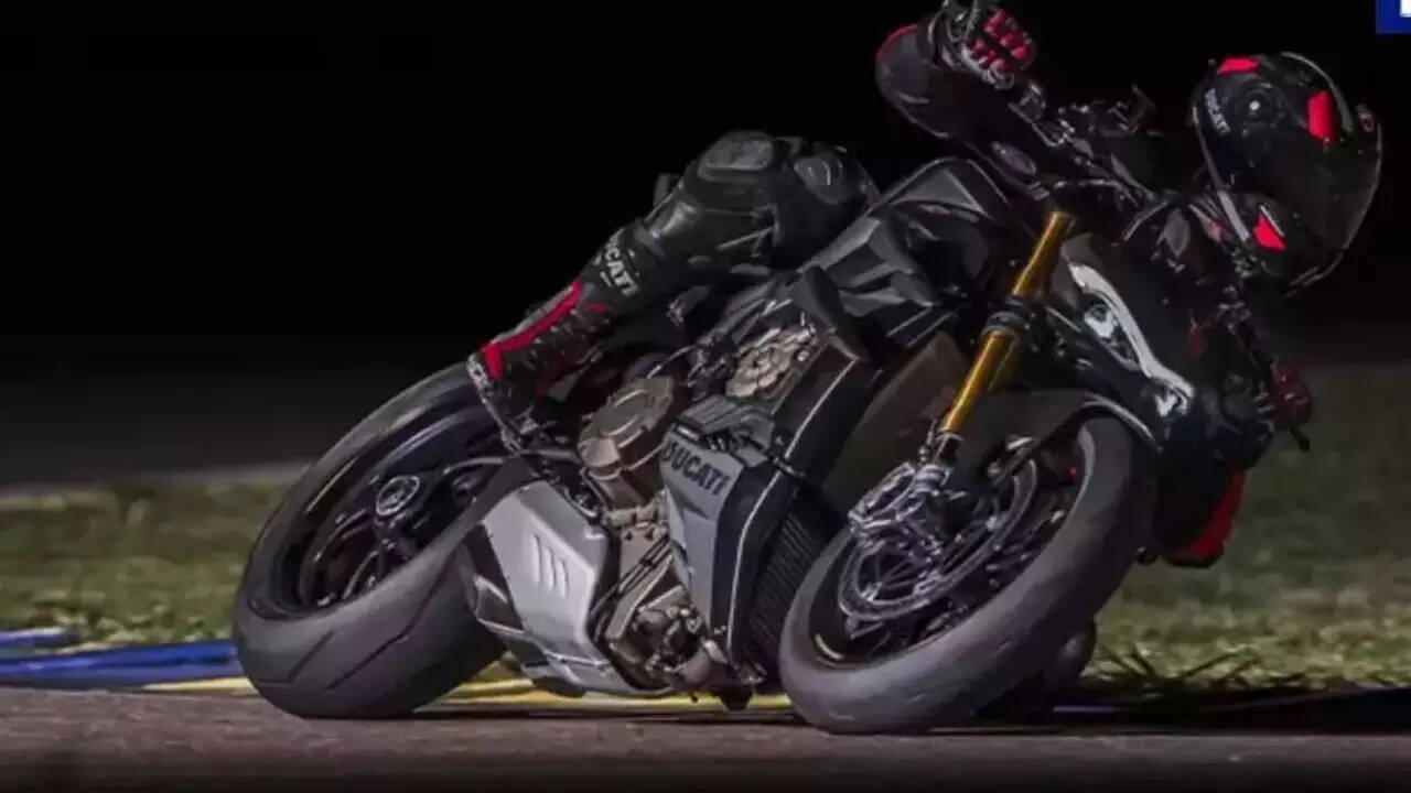 Ducati V4S Launched In India