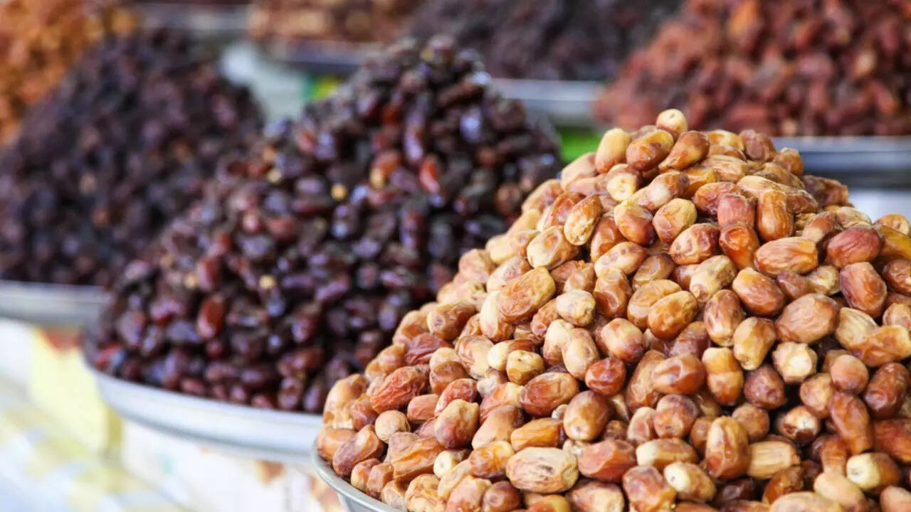 Fresh Vs Dry Dates Which Is Better