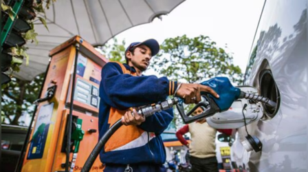 PSU OIL Companies Stocks: तेल कंपनियों के स्टॉक में गिरावट,जानें पेट्रोल-डीजल ने क्यों दिया झटका