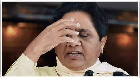Mayawati Latest News: लोकसभा चुनाव से पहले मायावती को झटका, बिजनौर से सांसद मलूक नागर ने BSP से दिया इस्तीफा; RLD में हुए शामिल