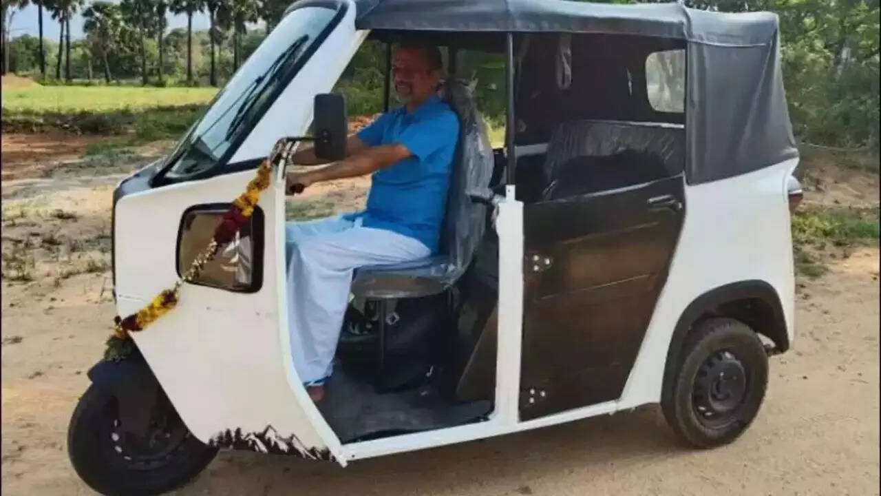 Billionaire Bought Electric Auto