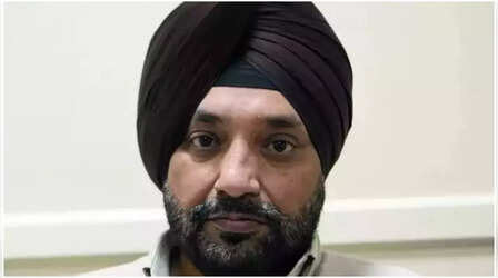 लोकसभा चुनाव से पहले कांग्रेस को बड़ा झटका, दिल्ली कांग्रेस अध्यक्ष अरविंदर सिंह लवली का इस्तीफा