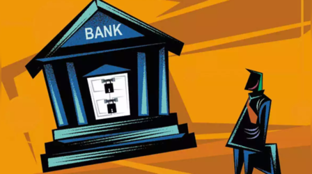 Bank Credit: बैंक लोन पर चला सकते हैं कैंची, भारतीयों का ये शौक पड़ सकता है भारी