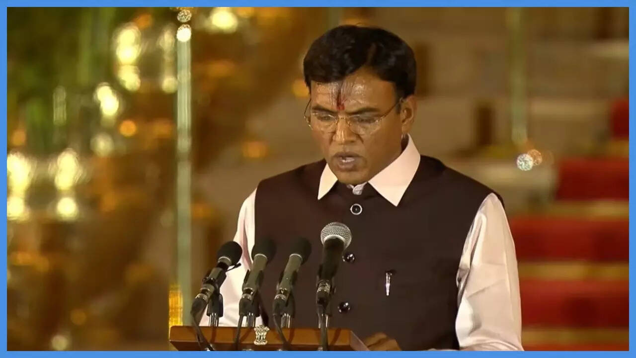 Mansukh Mandaviya now Cabinet minister