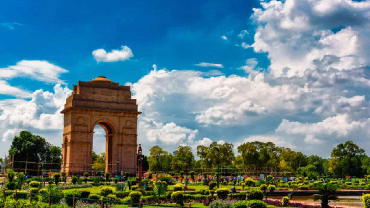 delhi mausam