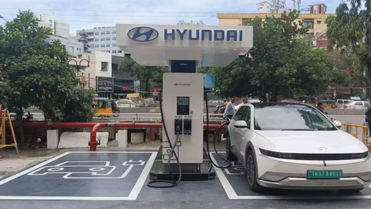 Hyundai Motor India files draft papers with Sebi