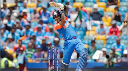 T20 World Cup 2024: अफगानिस्तान के खिलाफ सूर्या के बल्ले ने बिखेरी चमक, जड़ा आतिशी अर्धशतक