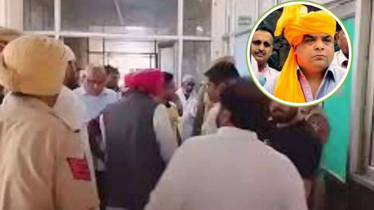 attack on Sandeep Thapar Gora
