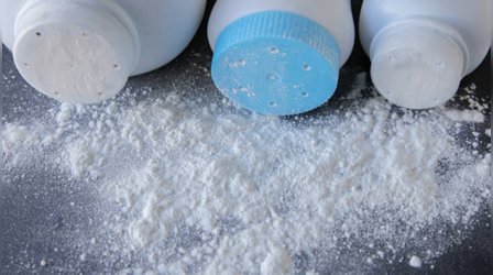 क्या Baby Powder बन सकता है आगे चलकर कैंसर की वजह, क्यों इस संस्था ने बच्चों की सेहत को लेकर जारी की चेतावनी