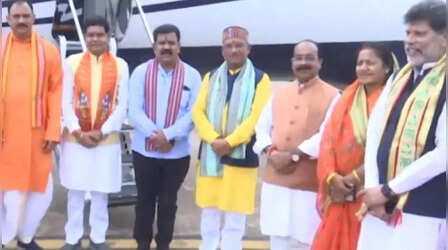 लेकर सबरी के बेर, राम लला के दर्शनों के लिए निकले छत्तीसगढ़ के CM विष्णु देव साय