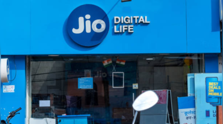 JIO: डेटा खपत में जियो की हिस्सेदारी 60 फीसदी हुई, 5G का भी विस्तार