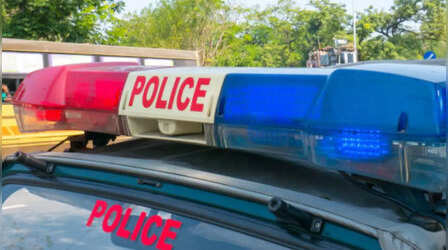 शेयर बाजार में निवेश का झांसा देकर महिला से ठगे 36 लाख, दिल्ली पुलिस महाराष्ट्र से पकड़ लाई तीन साइबर जालसाज