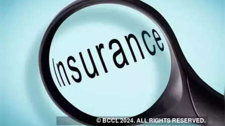 Term Insurance Premium: अगर पीते हैं सिगरेट तो टर्म इंश्योरेंस के लिए लगता है अधिक प्रीमियम, जान लीजिए जरूरी बात