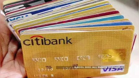 CIBIL Score: कैसे कैलकुलेट होता है CIBIL स्कोर, नहीं मिला रहा लोन तो ऐसे सुधारें