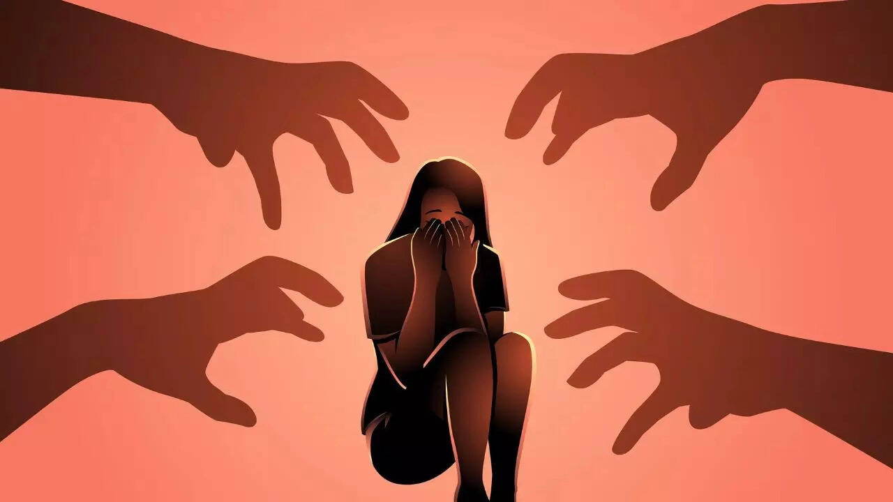 Ballia: महिला के साथ सामूहिक दुष्कर्म, 6 माह तक पुलिस ने नहीं की कार्रवाई; अब कोर्ट ने दिया बड़ा आदेश