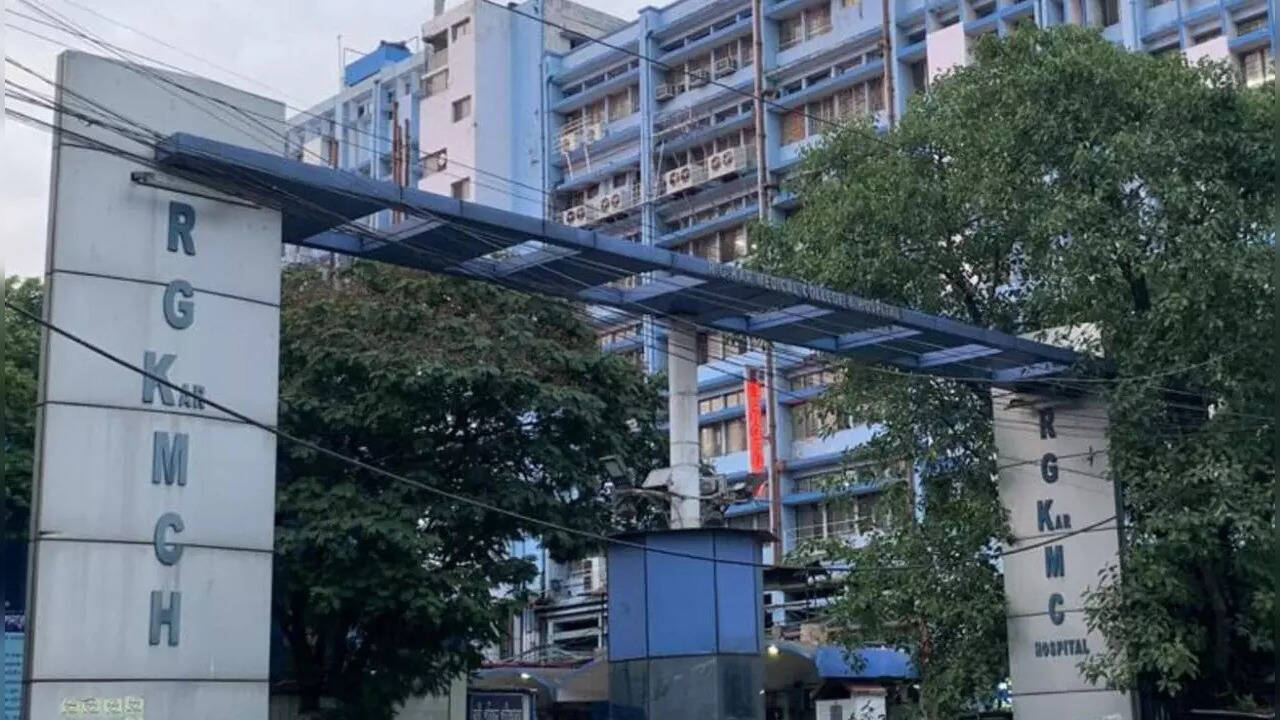 RG Kar Hospital Kolkata Doctor Resign