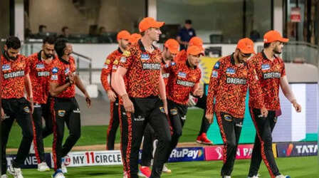 IPL 2025 मेगा ऑक्शन में SRH के इन 3 स्टार खिलाड़ियों का बिकना मुश्किल