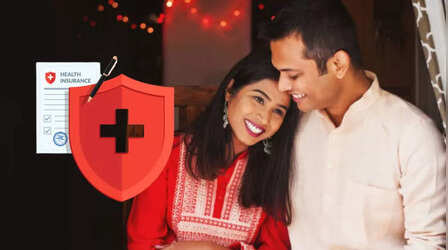 Health Insurance: पत्नी के साथ मिलकर हेल्थ इंश्योरेंस खरीदने से होते हैं ये फायदे, क्या प्रीमियम भी हो जाता है कम