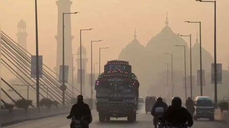 ऐसा शहर, जहां 1900 पहुंच गया AQI; हर सांस के साथ तेजी से छोटी हो रही जिंदगी की डोर