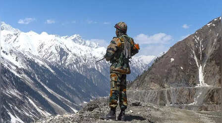 Ladakh LAC: सैनिकों की वापसी के बाद पहली बार देपसांग में इंडियन आर्मी ने की पेट्रोलिंग, डेमचोक में भी हुई गश्ती