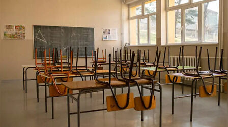 Delhi School Closed: दिल्ली में AQI 400 पार! क्या आज बंद रहेंगे दिल्ली, नोएडा और गाजियाबाद के स्कूल