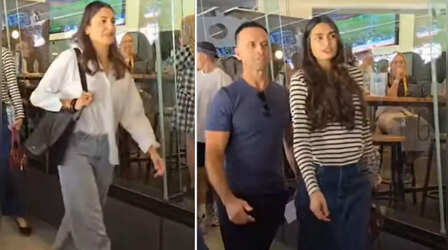 मॉम-टू-बी अथिया शेट्टी के साथ घूमती नजर आई अनुष्का शर्मा, क्यूट बेबी बंप ने खींचा सबका ध्यान