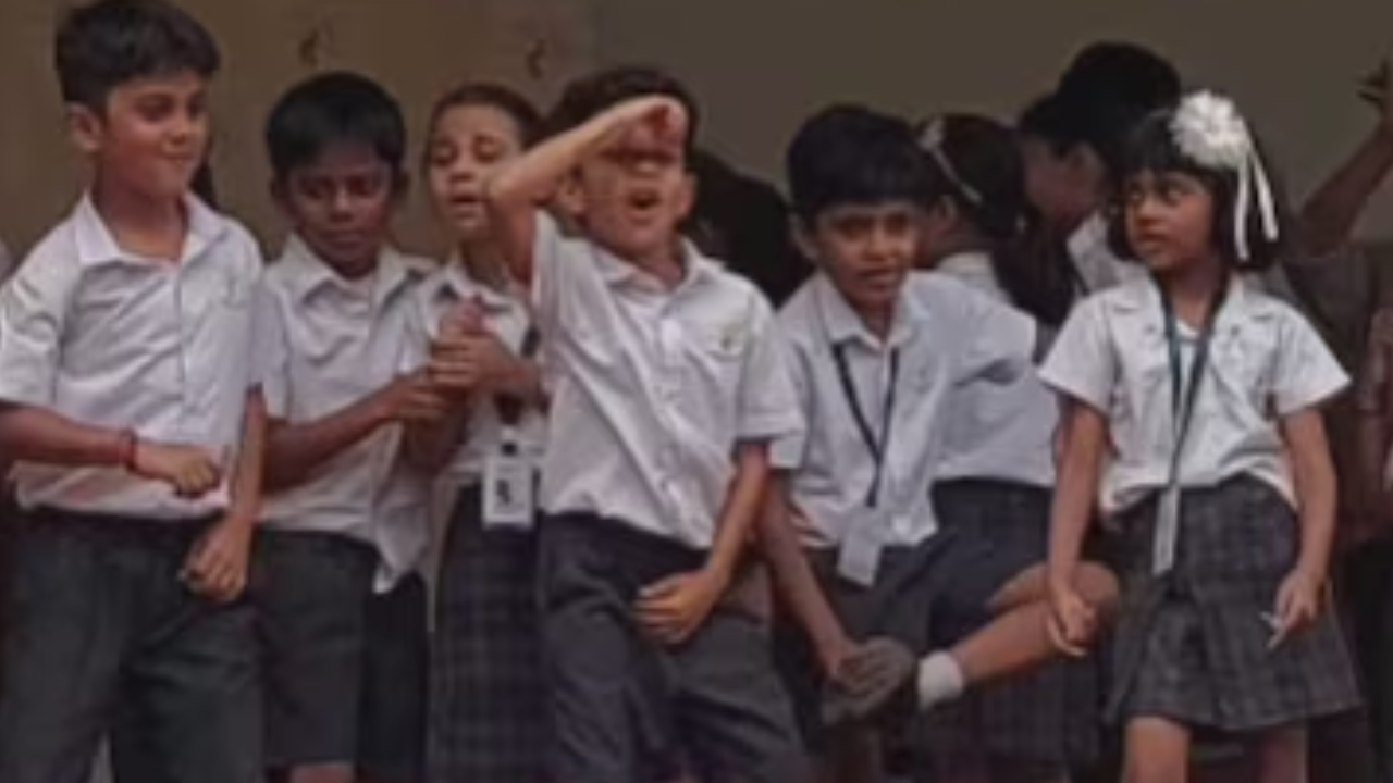 बच्चे का डांस वायरल।