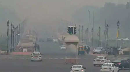 Delhi AQI: शीतलहर के बीच दिल्ली की आबो-हवा 'बेहद खराब', 349 पहुंचा शहर का AQI