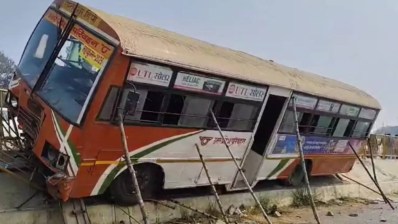 Gorakhpur Road Accident