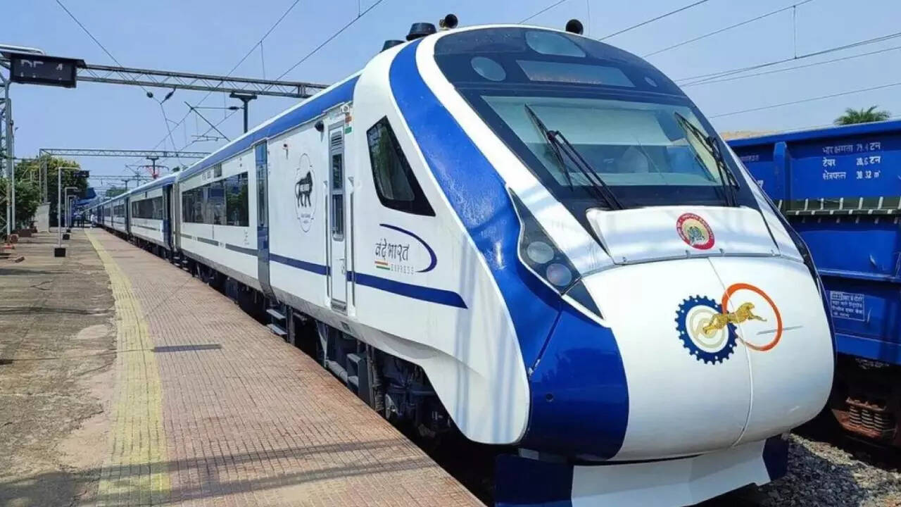 vande-bharat-train