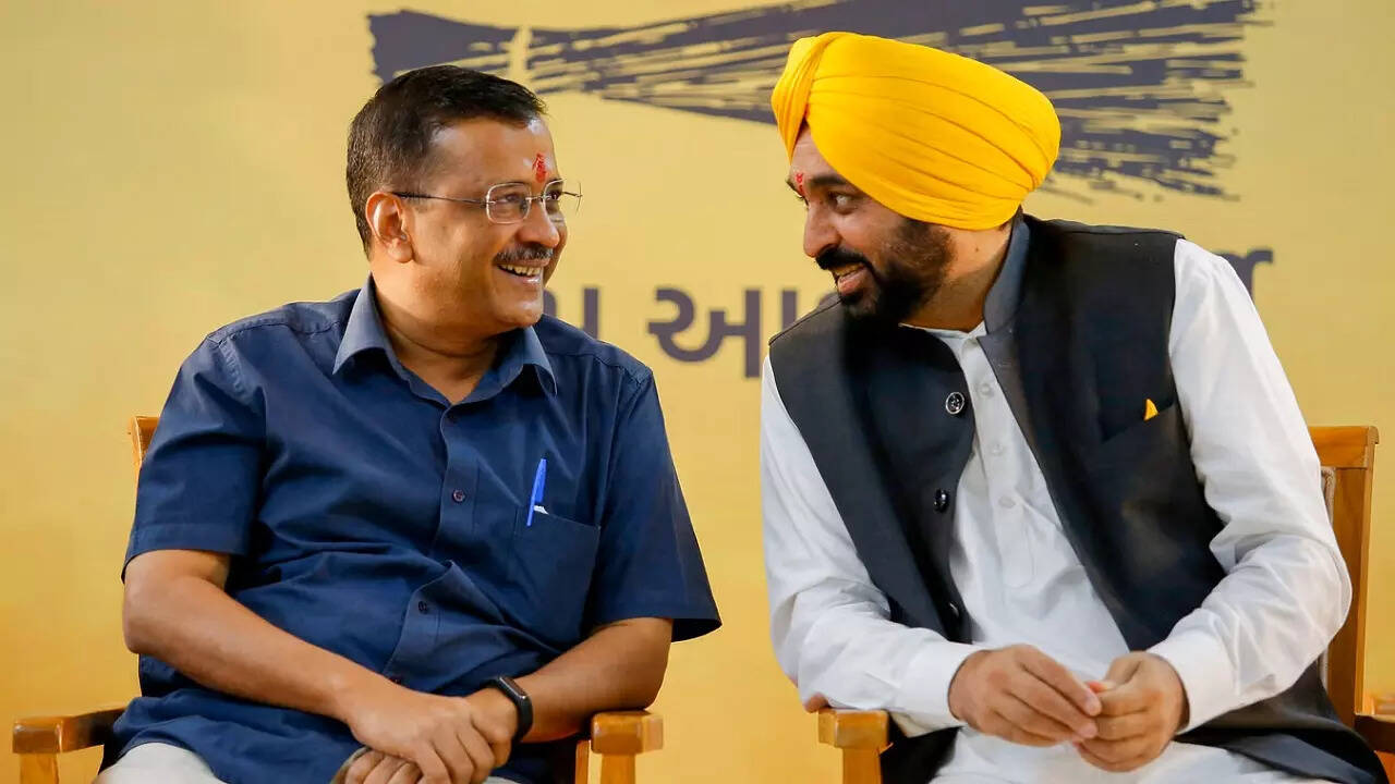 arvind kejriwal bhagwant mann