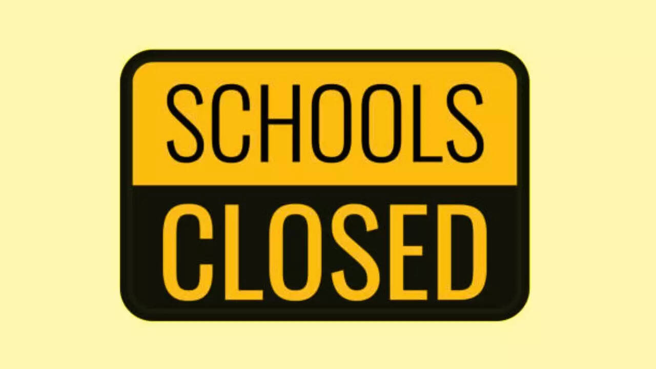 School Closed in UP