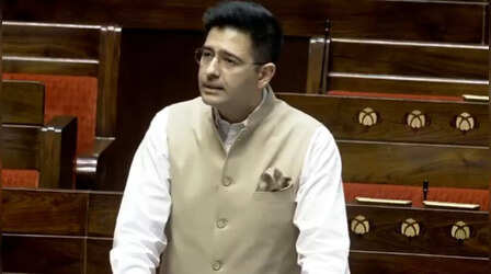 बजट चर्चा के दौरान सांसद राघव चड्ढा बने मिडिल क्लास की आवाज, रेलवे और प्रवासियों की समस्याओं पर भी उठाए कई सवाल