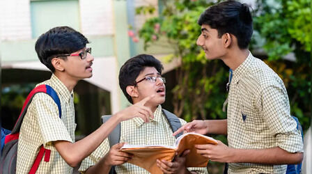 CBSE Board Exams 2025 FAQ: क्या सैंपल पेपर से ही पूछे जाएंगे सीबीएसई बोर्ड परीक्षा में सवाल, जानें कैसा होगा 10वीं 12वीं का पेपर