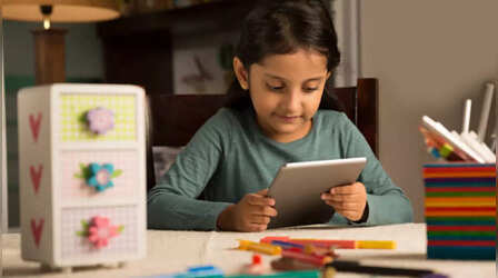 क्या स्मार्टफोन का क्रेज हो रहा कम! 2024 में खूब बिके Tablet, 5G शिपमेंट 424% बढ़ा