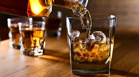 भारत के शराब उद्योग पर संकट! CIABC की सरकार से बड़ी मांग; क्या आपकी पसंदीदा Whiskey होगी महंगी?