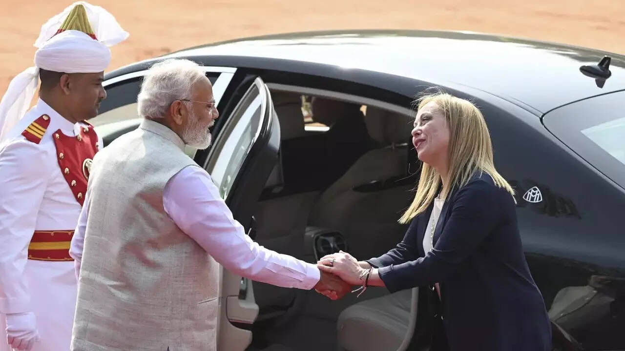 Giorgia Meloni and pm modi